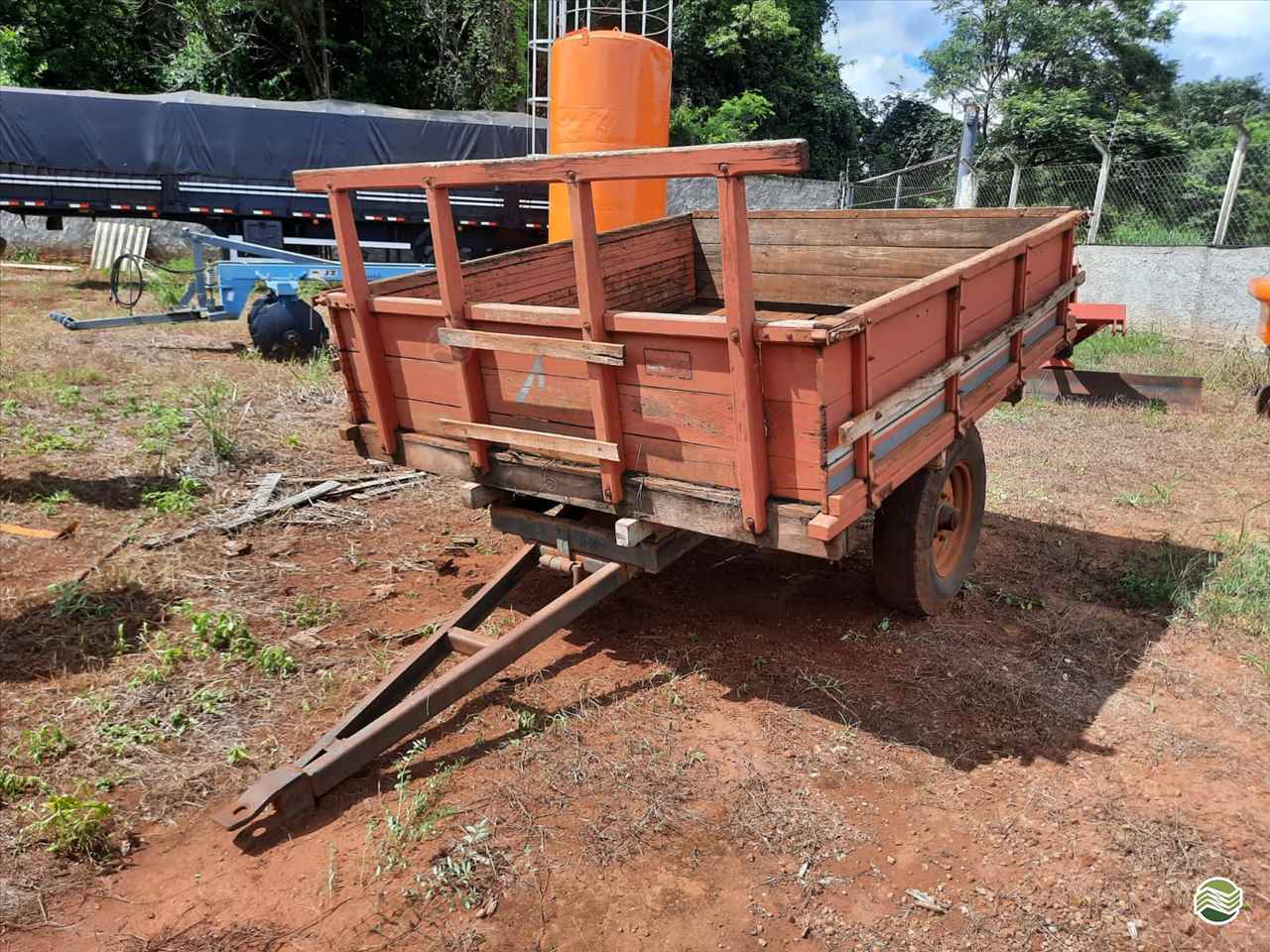 IMPLEMENTOS AGRICOLAS CARRETA AGRÍCOLA CARRETA 3T Marcão Tratores UBERABA MINAS GERAIS MG